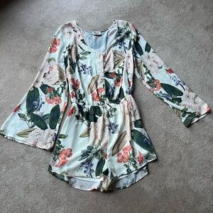 Show me your mumu Joni Floral Long Sleeve Romper